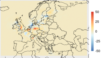 Beispiel für Analyse-Inkremente auf Ebene 72 (etwa 90 m Höhe) der EnVar-Implementierung, angewandt auf ein Methankonzentrationsfeld (in ppb) am 2021-06-30T12:00. Beispiel für Analyse-Inkremente auf Ebene 72 (etwa 90 m Höhe) der EnVar-Implementierung, angewandt auf ein Methankonzentrationsfeld (in ppb) am 2021-06-30T12:00.